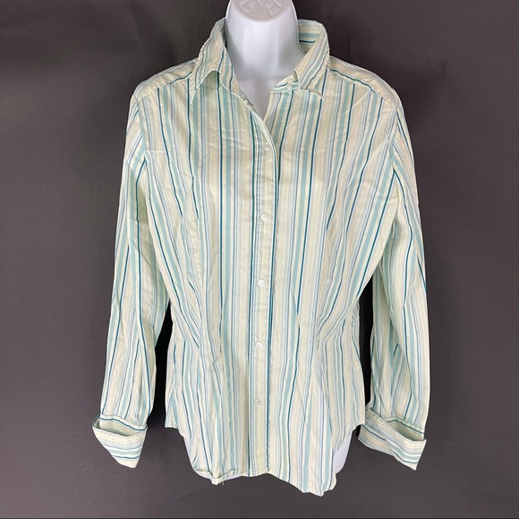 New York & Co Women's Blue Top L
